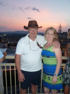 255600_213333342033350_5401636_n